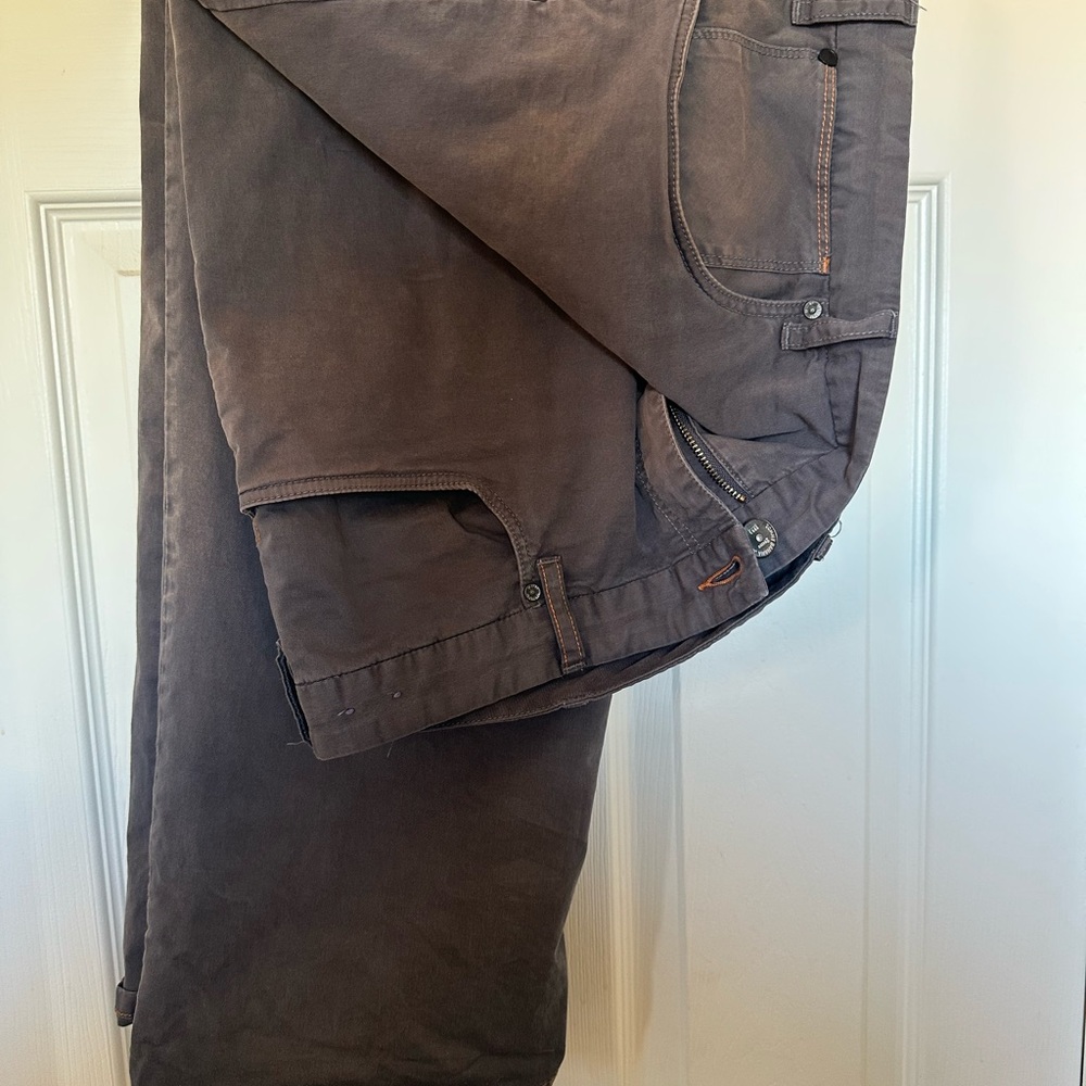 Tommy Bahama 5 pocket pants 44x30 grey with brown shadowing and orange strings